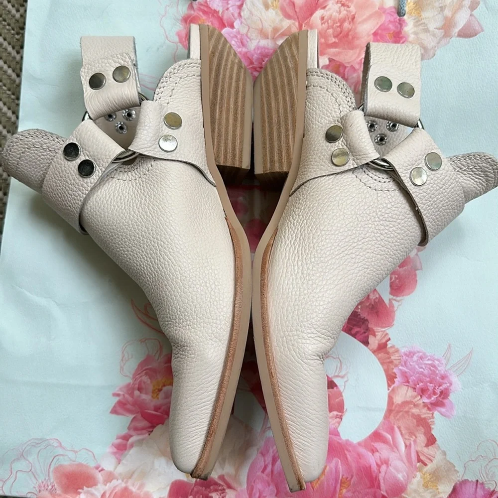Dolce Vita 8.5 Urban Bootie Silver Stud River Ring in (almost) New Condition!!